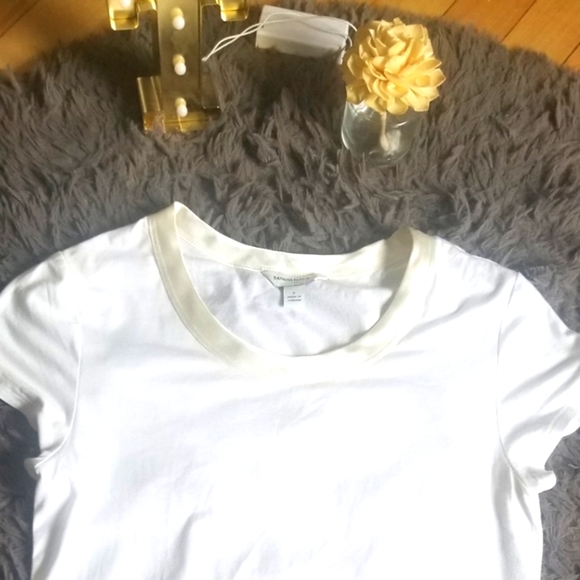 White Tee - Picture 4 of 7